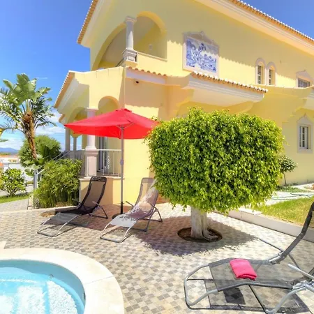 Sleeps 12 With Pool And Wifi * Parchal